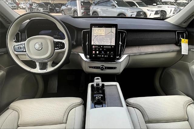 2025 Volvo XC90 Vehicle Photo in Grapevine, TX 76051