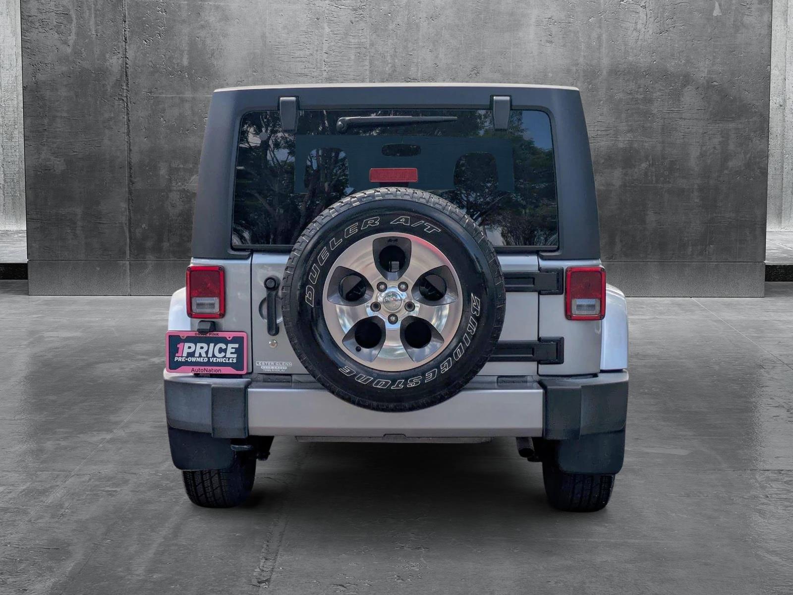 2017 Jeep Wrangler Unlimited Vehicle Photo in GREENACRES, FL 33463-3207