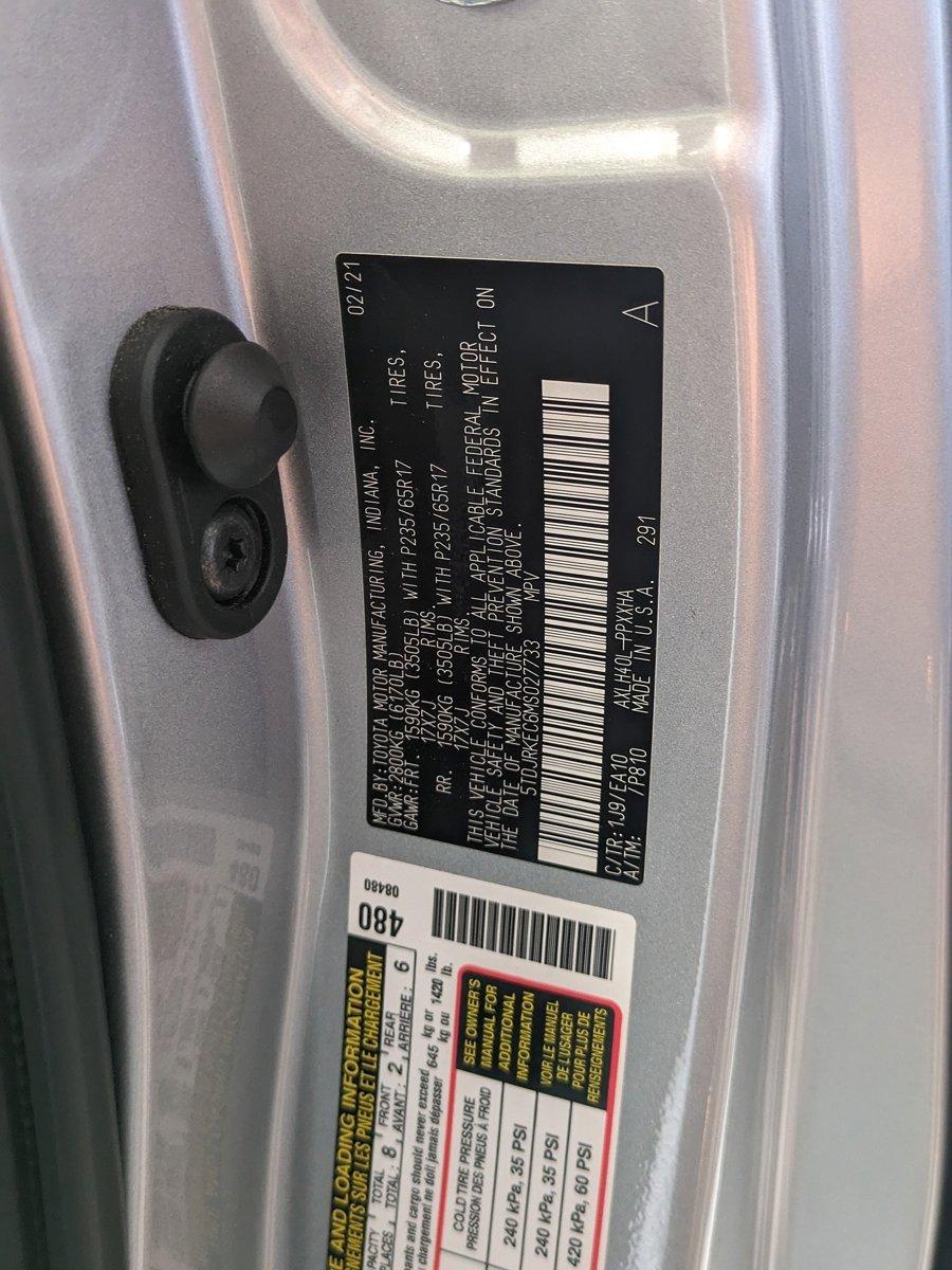 2021 Toyota Sienna Vehicle Photo in Bradenton, FL 34207