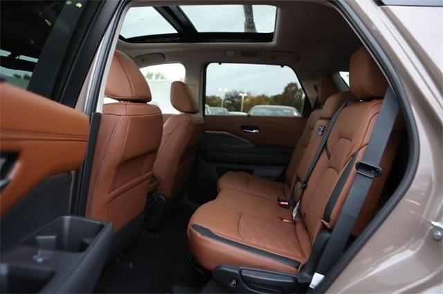 2025 Nissan Pathfinder Vehicle Photo in Hazelwood, MO 63042