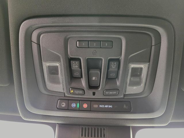 2022 Chevrolet Silverado 1500 Vehicle Photo in APPLETON, WI 54914-4656