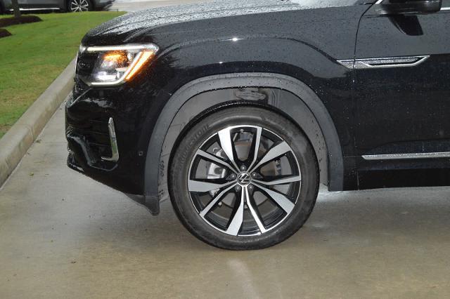 2024 Volkswagen Atlas Cross Sport Vehicle Photo in Houston, TX 77090