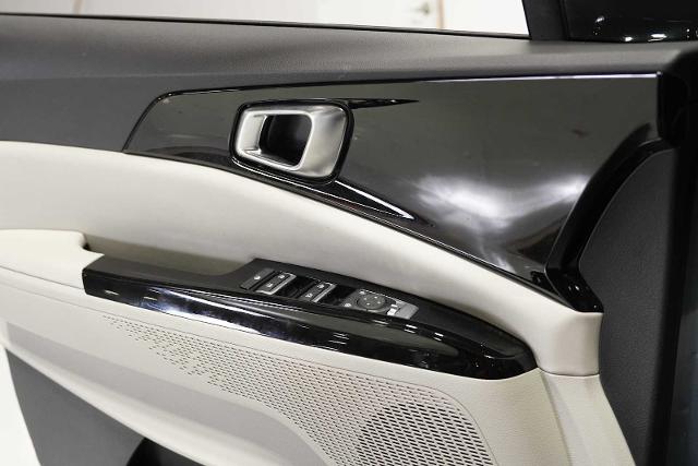 2022 Kia Carnival Vehicle Photo in GRAPEVINE, TX 76051