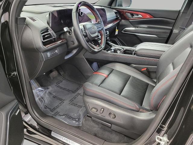 2024 Chevrolet Traverse Vehicle Photo in NEENAH, WI 54956-2243