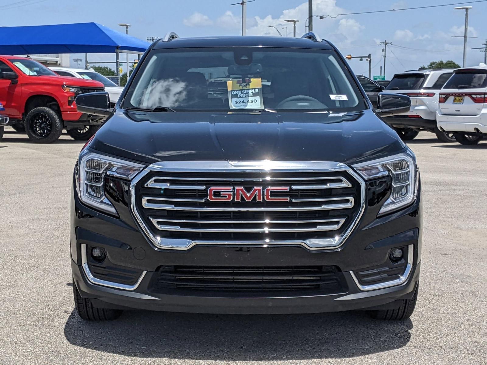 2024 GMC Terrain Vehicle Photo in Seguin, TX 78155