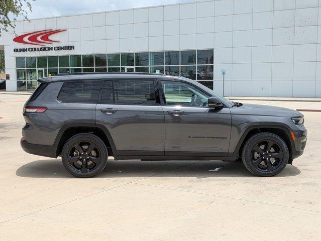 2022 Jeep Grand Cherokee L Vehicle Photo in SELMA, TX 78154-1460