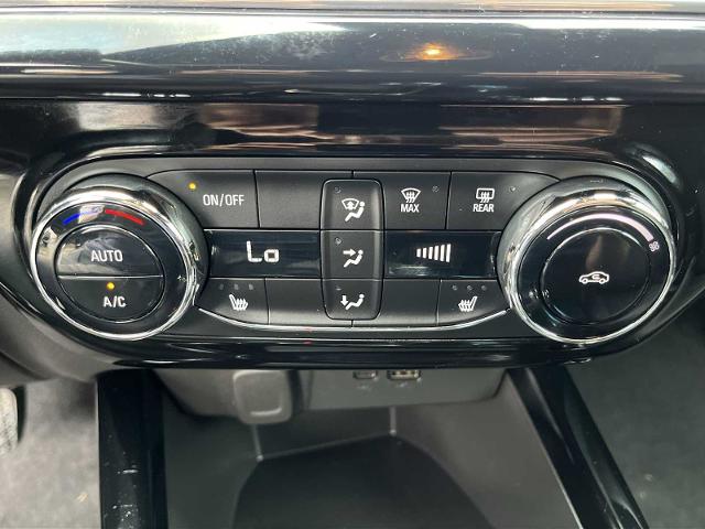 2024 Chevrolet Trax Vehicle Photo in PITTSBURGH, PA 15226-1209