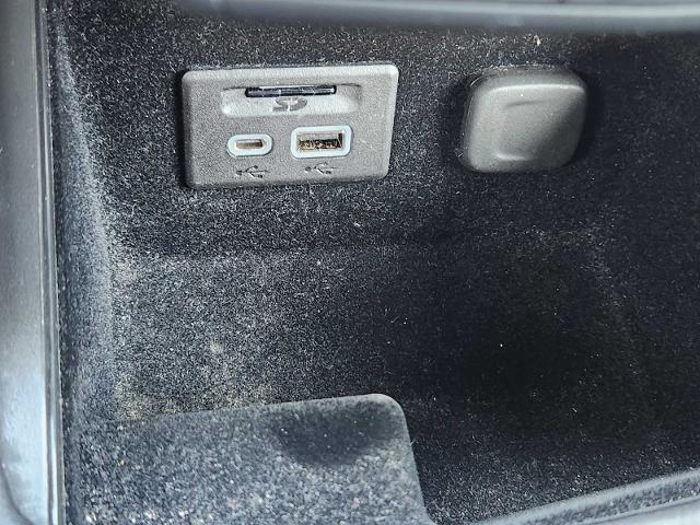 2023 Cadillac XT4 Vehicle Photo in DENTON, TX 76210-9321