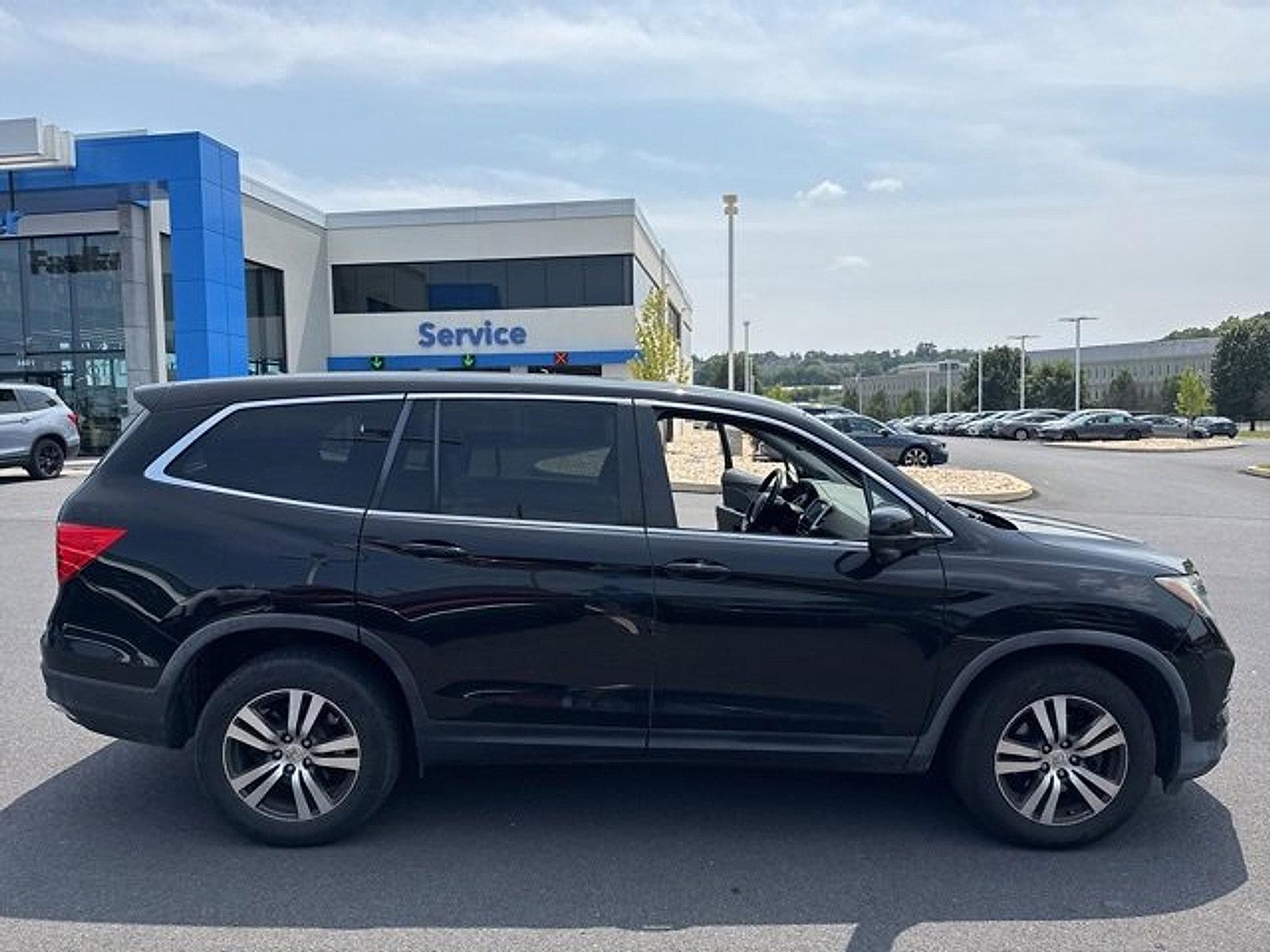 2017 Honda Pilot Vehicle Photo in Harrisburg, PA 17111