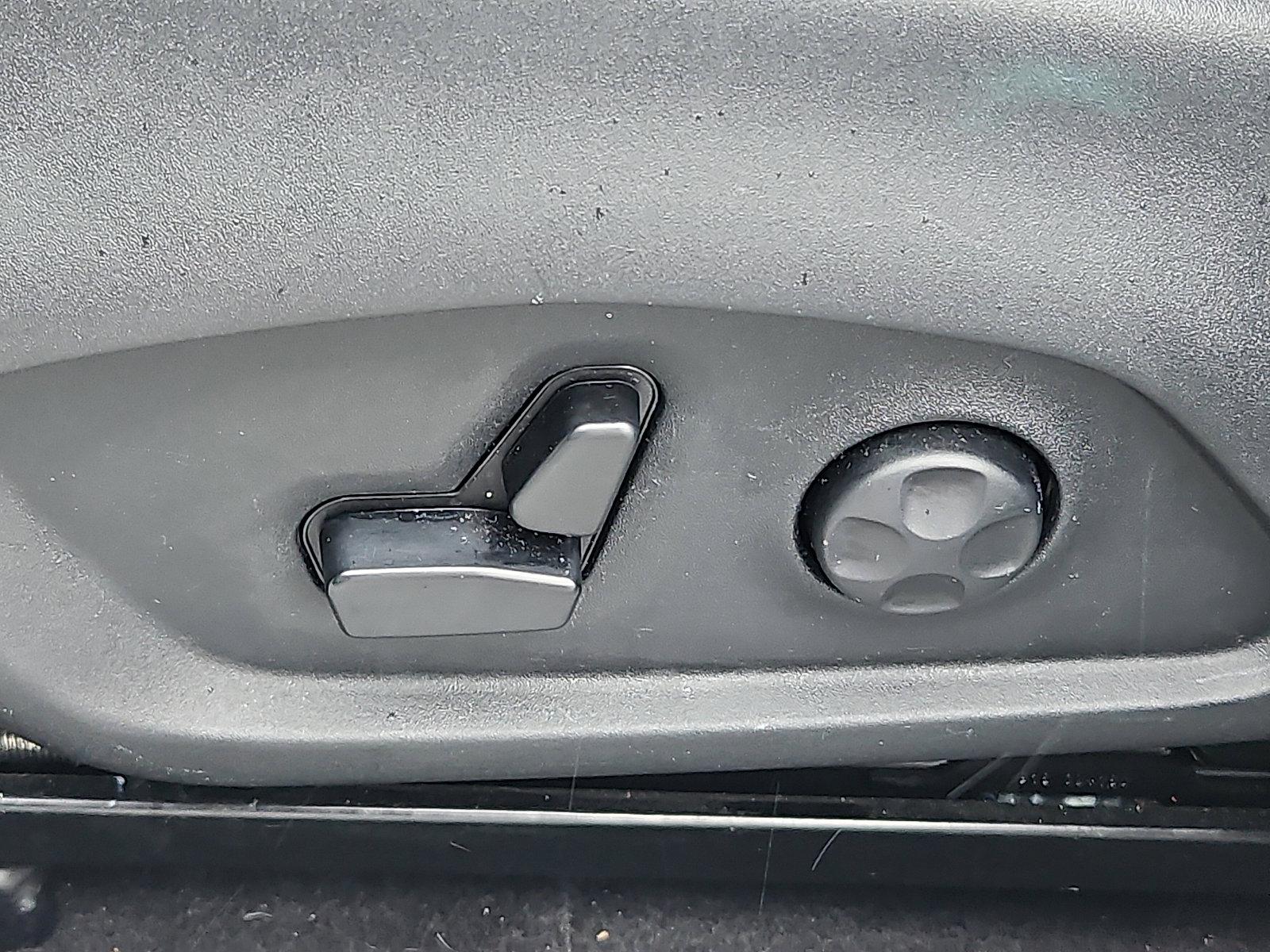 2018 Jeep Compass Vehicle Photo in Trevose, PA 19053