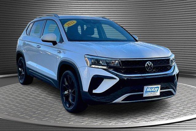 2022 Volkswagen Taos SE 4Motion