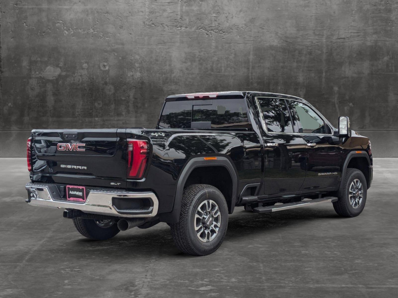 2024 GMC Sierra 2500 HD Vehicle Photo in LONE TREE, CO 80124-2750