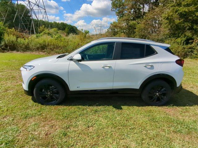 2025 Buick Encore GX Vehicle Photo in ALBERTVILLE, AL 35950-0246