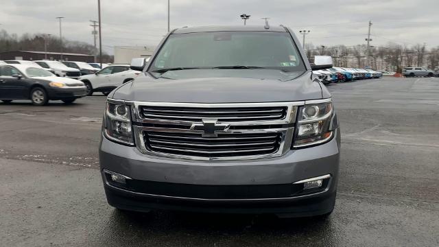 2019 Chevrolet Suburban Vehicle Photo in MOON TOWNSHIP, PA 15108-2571