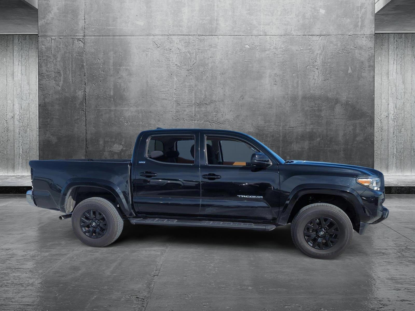 2018 Toyota Tacoma Vehicle Photo in Ft. Myers, FL 33907