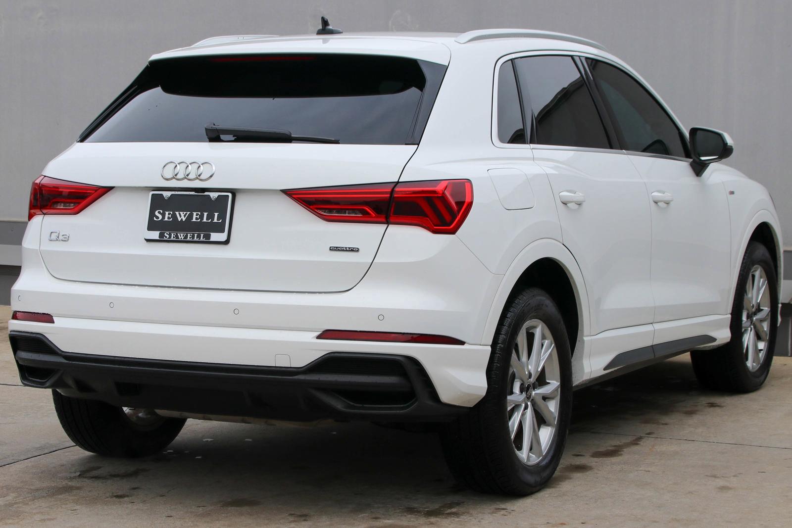 2023 Audi Q3 Vehicle Photo in SUGAR LAND, TX 77478