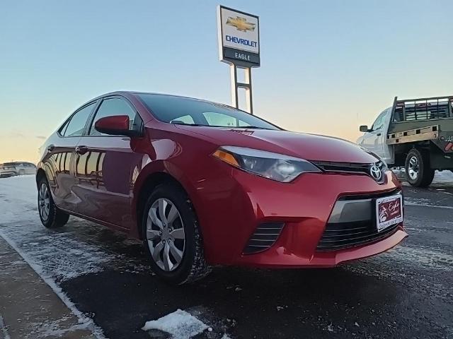 Used 2015 Toyota Corolla LE with VIN 2T1BURHE7FC385122 for sale in Chadron, NE