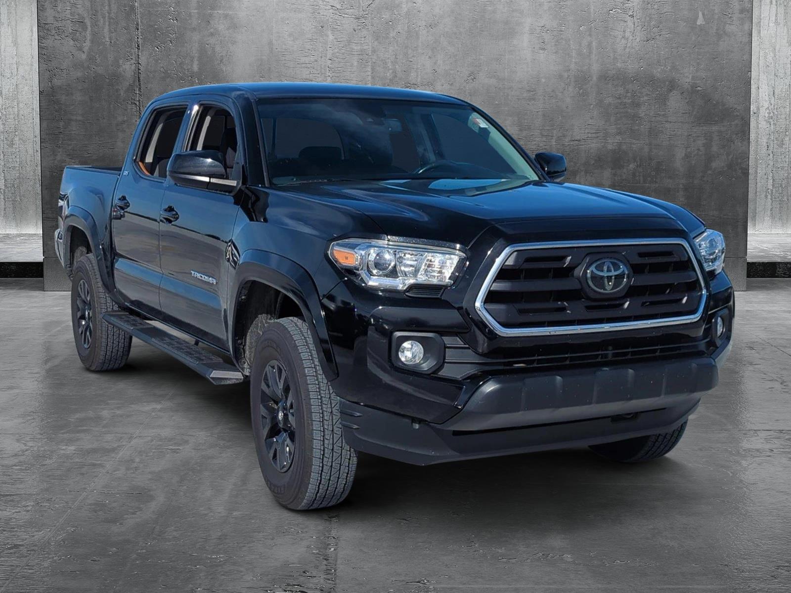 2018 Toyota Tacoma Vehicle Photo in Ft. Myers, FL 33907