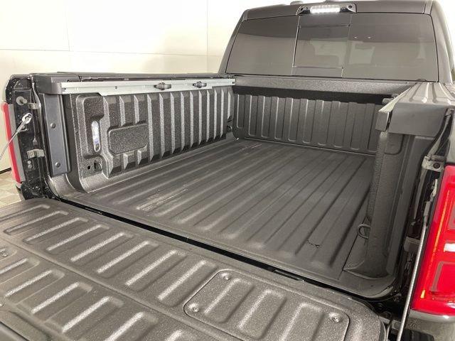 2025 Ram 1500 Vehicle Photo in PHOENIX, AZ 85014-3381