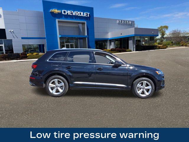 2023 Audi Q7 Vehicle Photo in DANBURY, CT 06810-5034