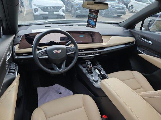 2024 Cadillac XT4 Vehicle Photo in Pleasant Hills, PA 15236