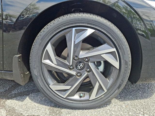 2025 Hyundai ELANTRA Hybrid Vehicle Photo in Harrisburg, PA 17111