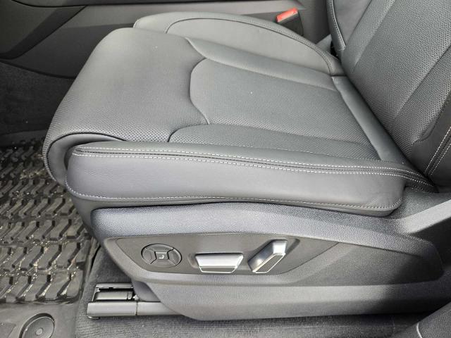 2025 Audi Q8 Vehicle Photo in SUGAR LAND, TX 77478