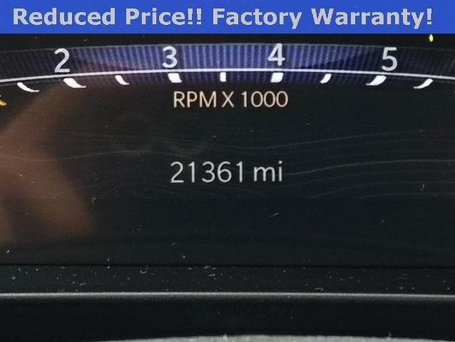 2023 Jeep Grand Cherokee L Vehicle Photo in GREEN BAY, WI 54304-5303