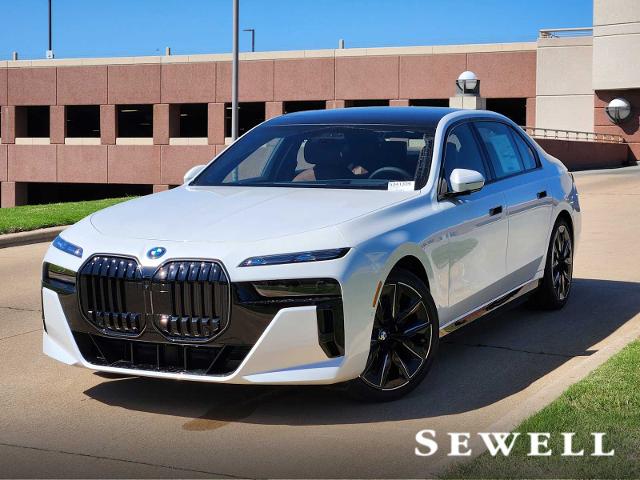 2025 BMW i7 Vehicle Photo in PLANO, TX 75024
