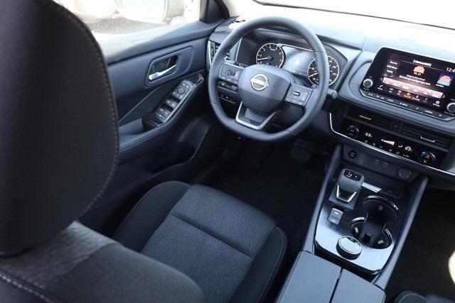 2025 Nissan Rogue Vehicle Photo in Hazelwood, MO 63042