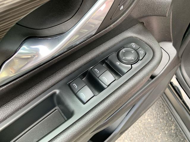 2022 GMC Terrain Vehicle Photo in MOON TOWNSHIP, PA 15108-2571