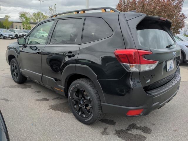 2025 Subaru Forester Vehicle Photo in Green Bay, WI 54304