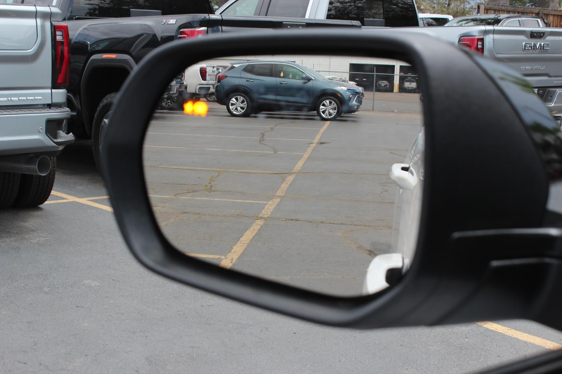 2025 GMC Acadia Vehicle Photo in AURORA, CO 80012-4011