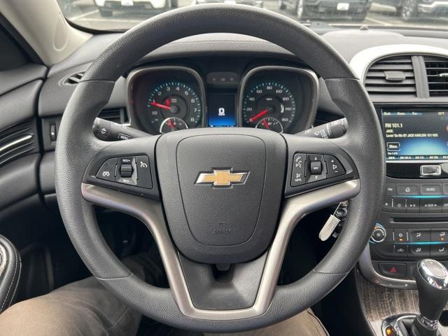 2015 Chevrolet Malibu Vehicle Photo in GREEN BAY, WI 54304-5303