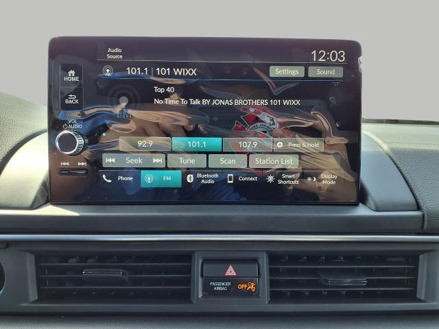 2025 Honda Pilot Vehicle Photo in Oshkosh, WI 54904