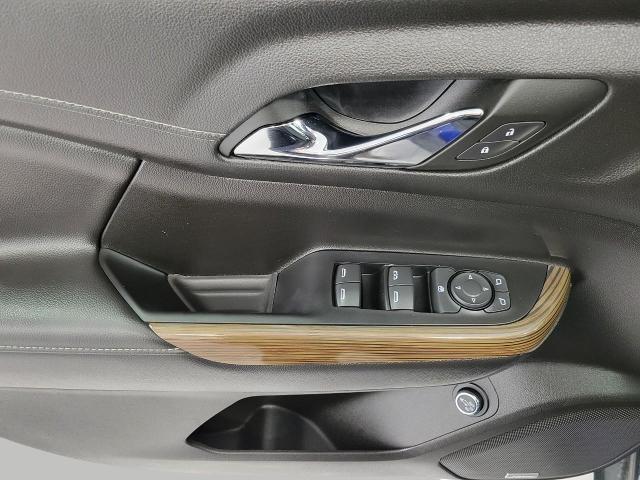 2023 GMC Acadia Vehicle Photo in GREEN BAY, WI 54303-3330