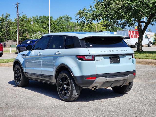 2016 Range Rover Evoque Vehicle Photo in DENTON, TX 76210-9321