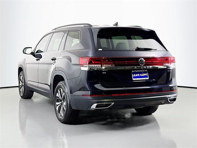 2024 Volkswagen Atlas Vehicle Photo in Puyallup, WA 98371