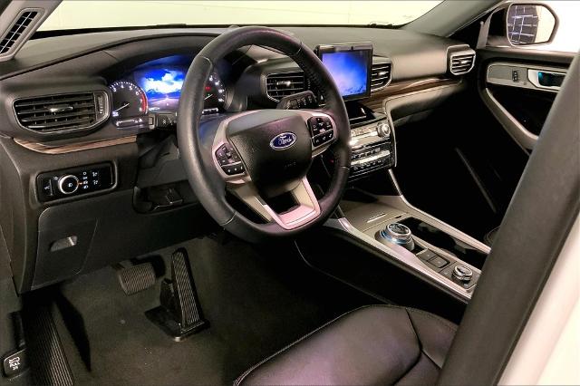 2023 Ford Explorer Vehicle Photo in Lees Summit, MO 64086