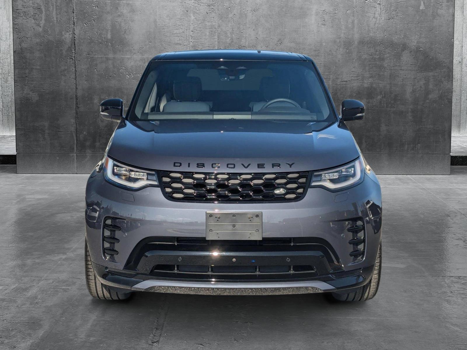 2024 Land Rover Discovery Vehicle Photo in Cockeysville, MD 21030