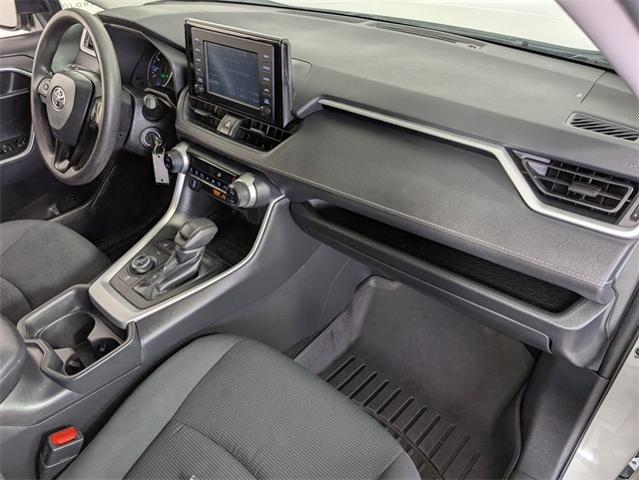 2019 Toyota RAV4 Vehicle Photo in ENGLEWOOD, CO 80113-6708