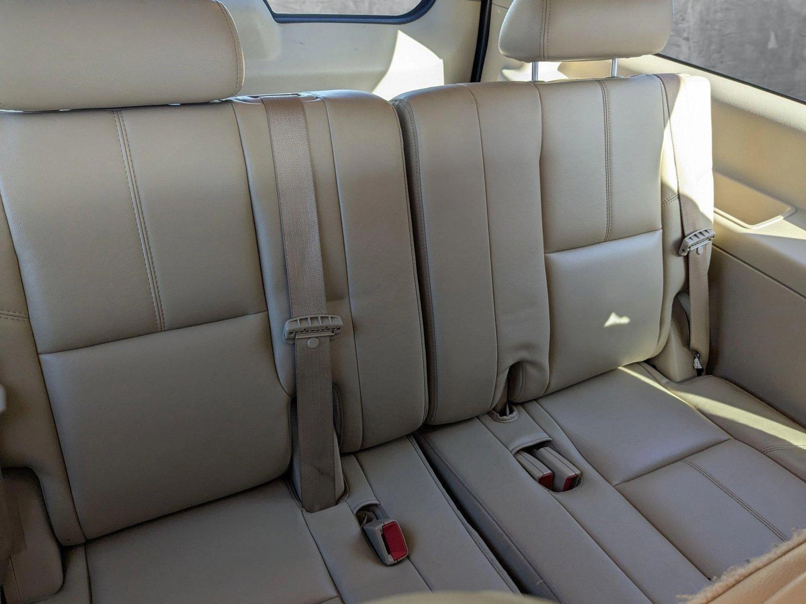 2010 Chevrolet Suburban Vehicle Photo in Spokane Valley, WA 99212