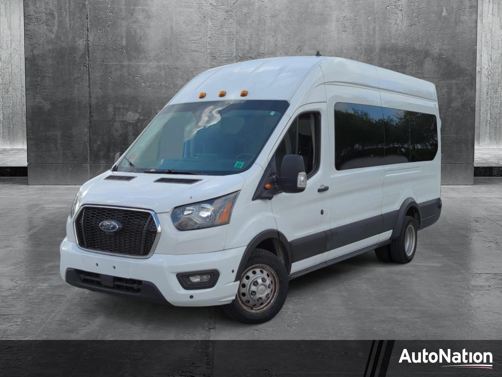 2024 Ford Transit Passenger Wagon Vehicle Photo in Margate, FL 33063
