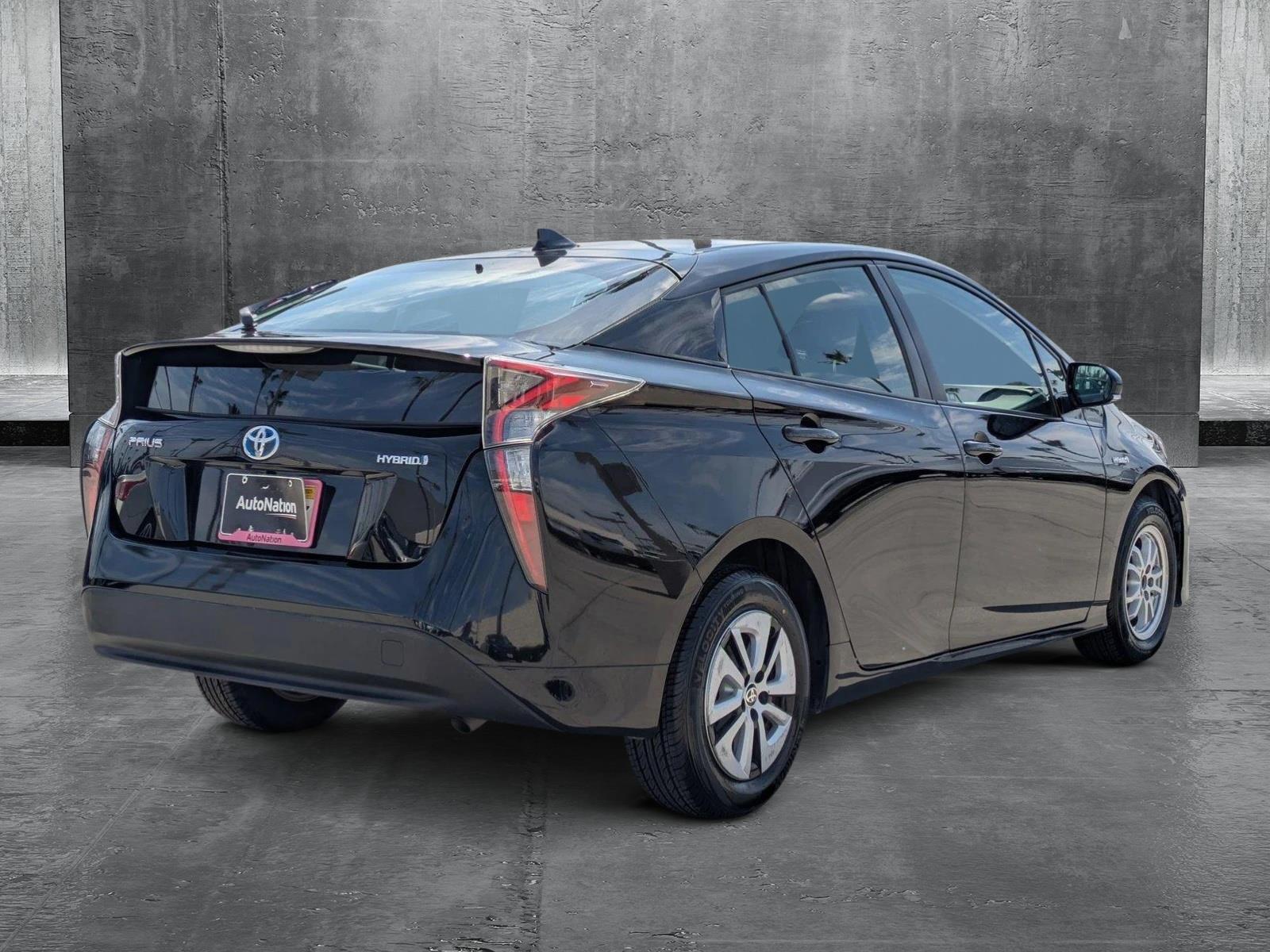 2016 Toyota Prius Vehicle Photo in Tustin, CA 92782