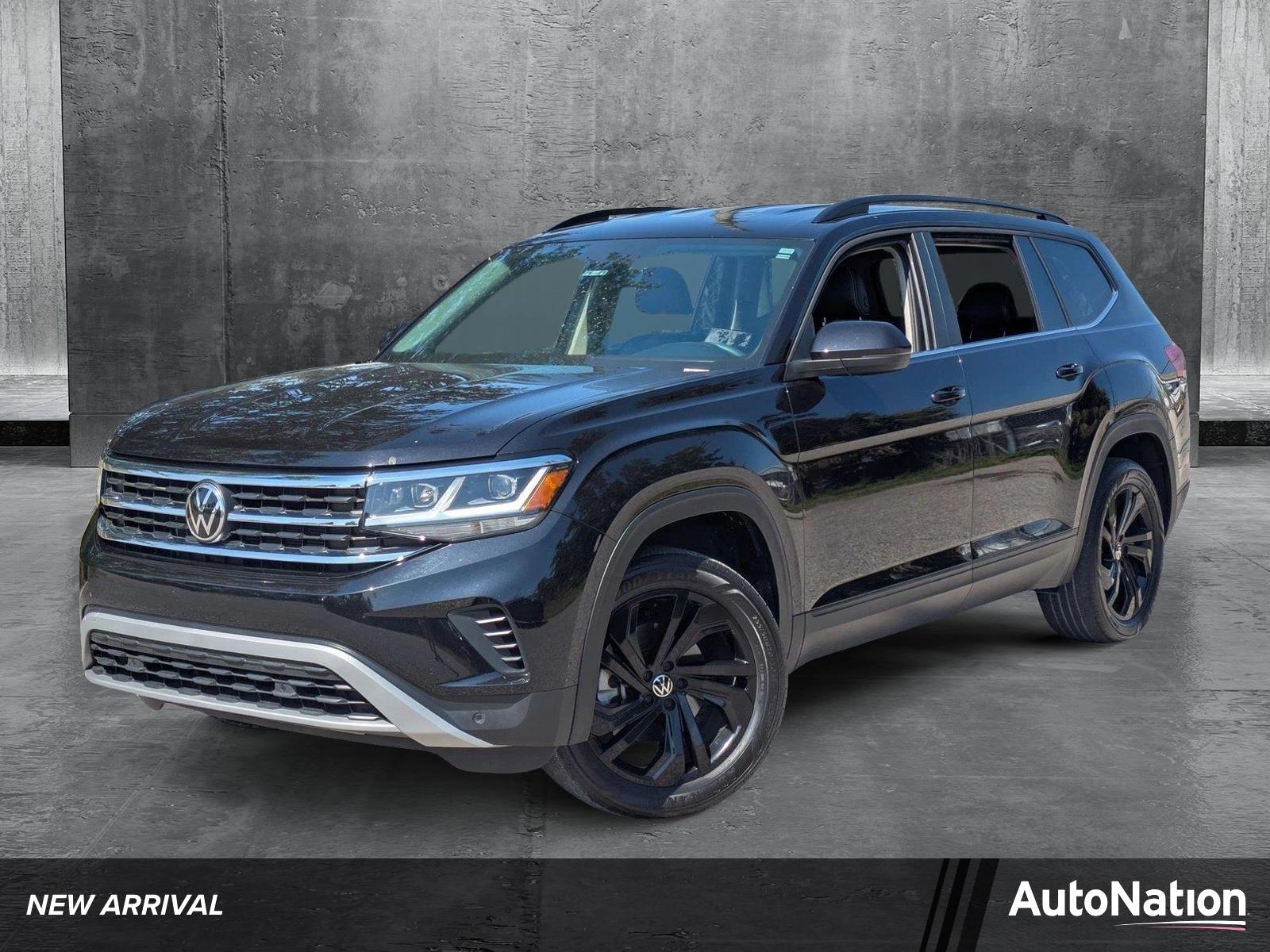 2022 Volkswagen Atlas Vehicle Photo in Sarasota, FL 34231