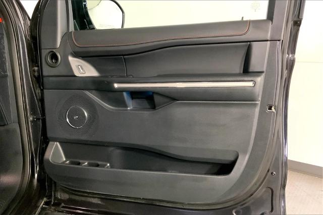 2024 Ford Expedition Vehicle Photo in Lees Summit, MO 64086