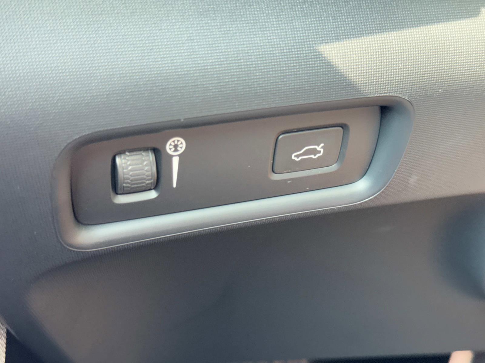 2022 Polestar 2 Vehicle Photo in LOS ANGELES, CA 90007-3794