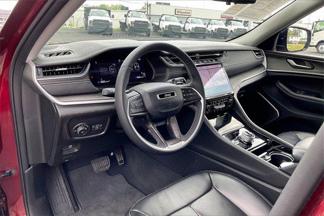 2023 Jeep Grand Cherokee Vehicle Photo in INDEPENDENCE, MO 64055-1314