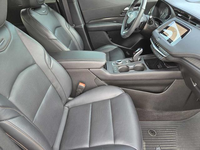 2022 Cadillac XT4 Vehicle Photo in DENTON, TX 76210-9321