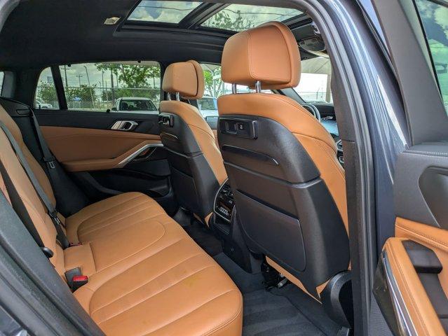 2022 BMW X6 xDrive40i Vehicle Photo in SELMA, TX 78154-1459